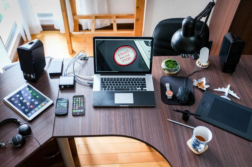 best LED desk lamps under $50
budget desk lamp
cheap desk lamp for home office. LED desk lamp reviews