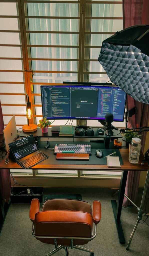 Ergonomic Desk Setup for Programmers