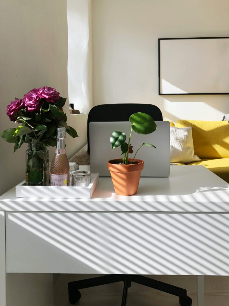clean desk setup ideas