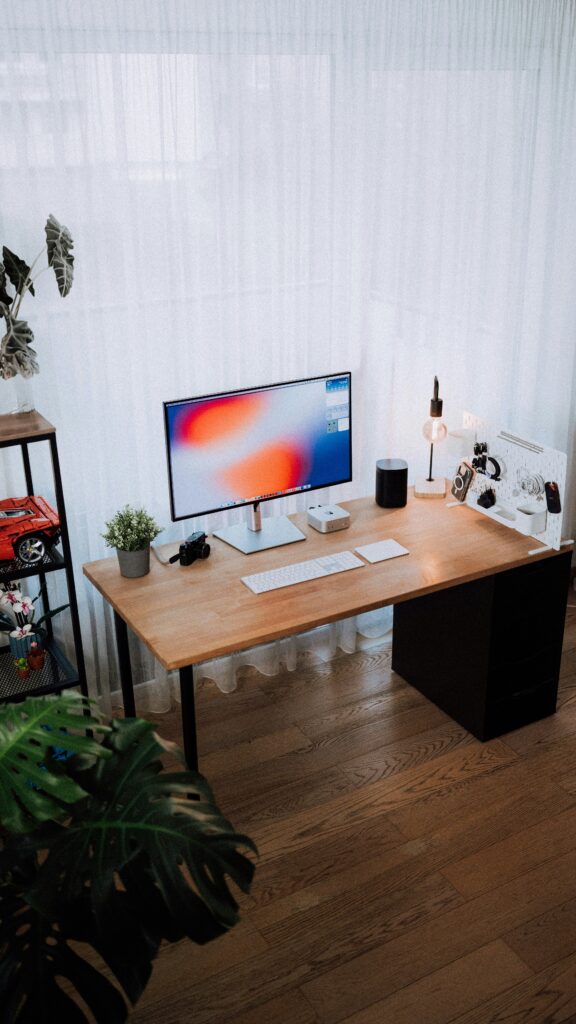 How to set up your desk for productivity